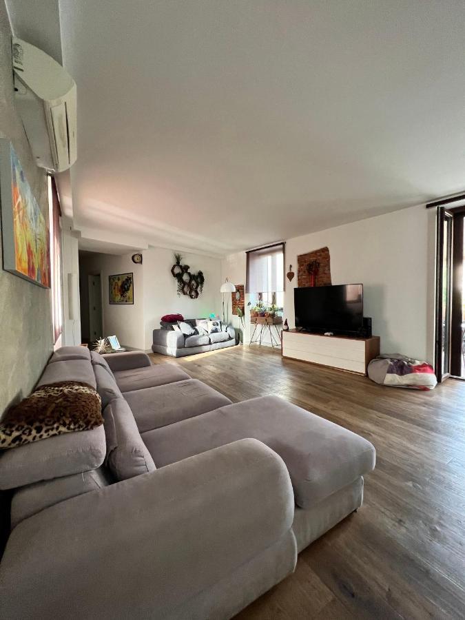 Regis 2 Appartamenti Resort Centro Storico 基瓦索 外观 照片