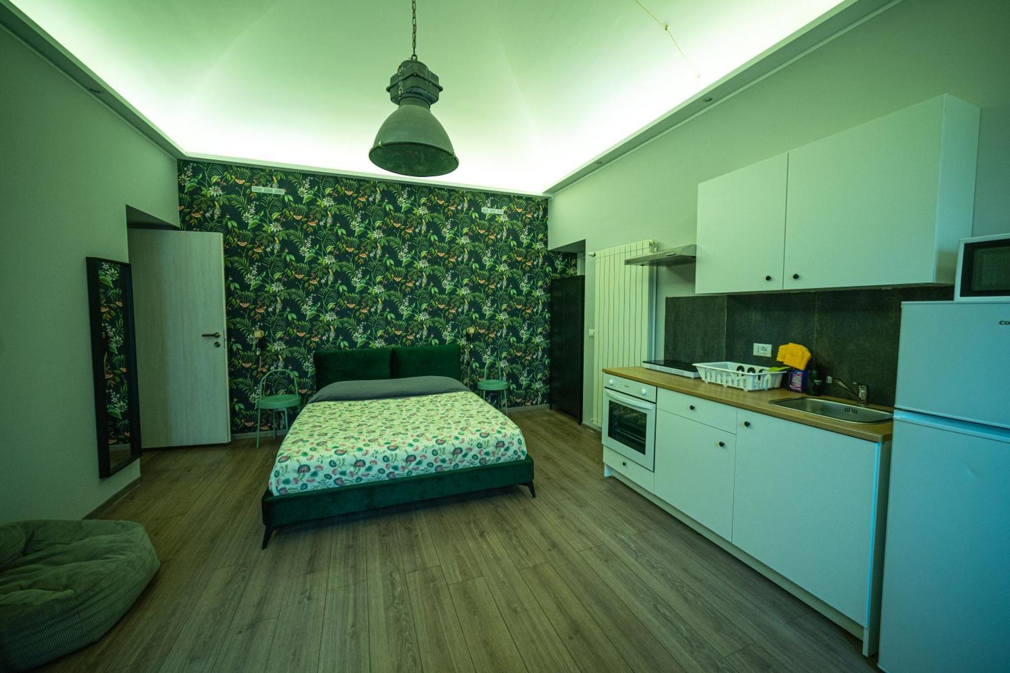 Regis 2 Appartamenti Resort Centro Storico 基瓦索 外观 照片