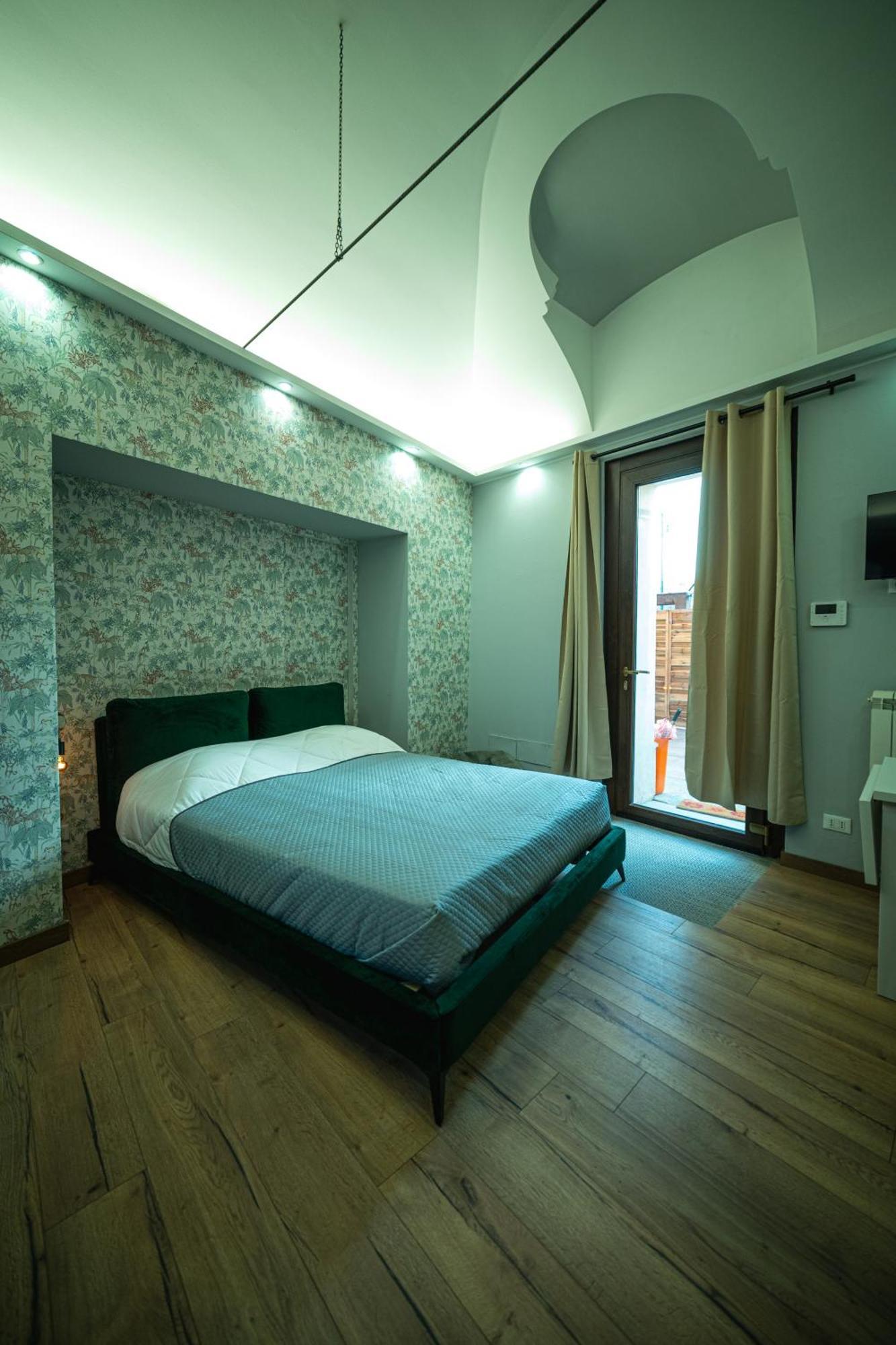 Regis 2 Appartamenti Resort Centro Storico 基瓦索 外观 照片