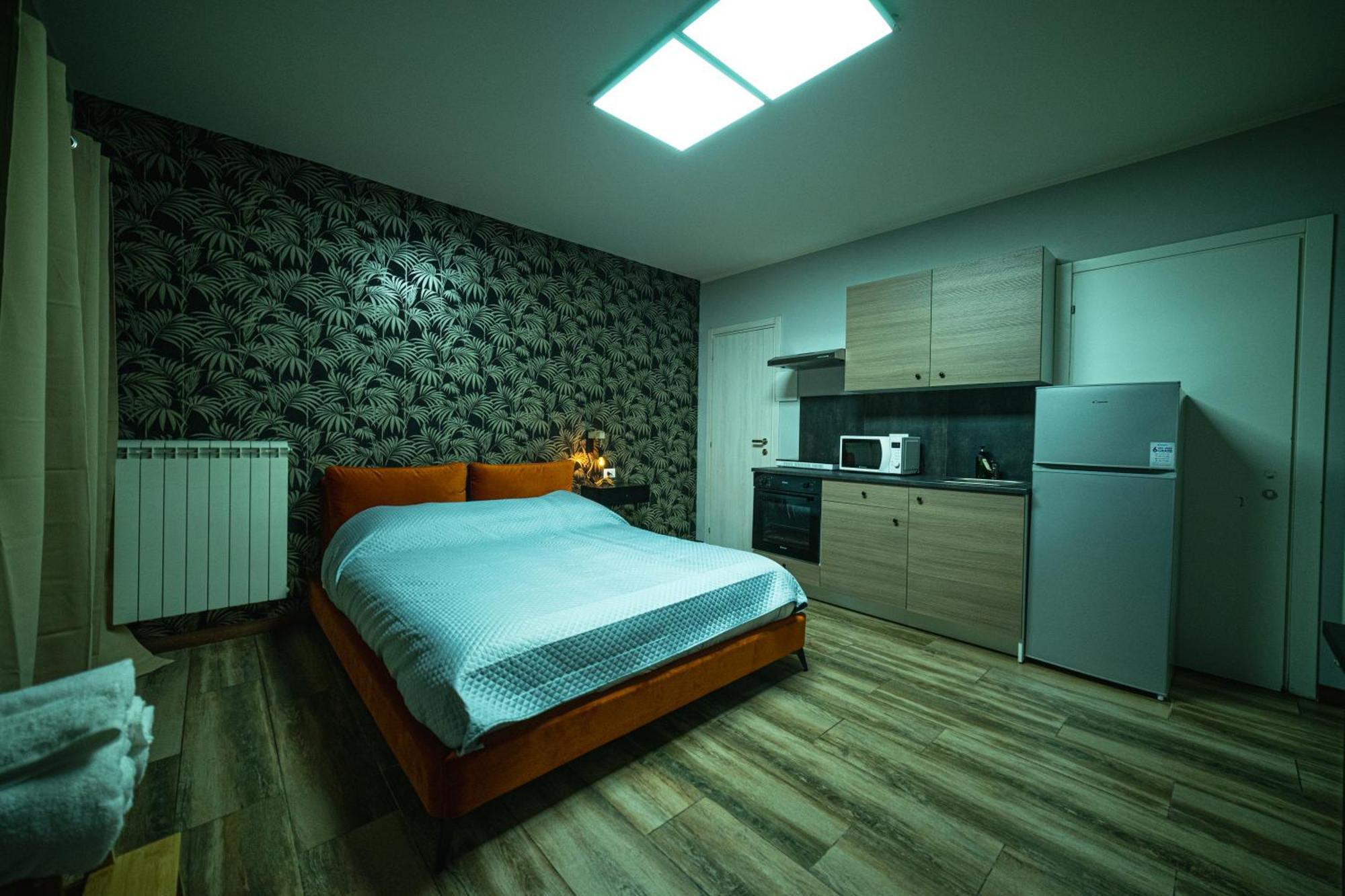 Regis 2 Appartamenti Resort Centro Storico 基瓦索 外观 照片