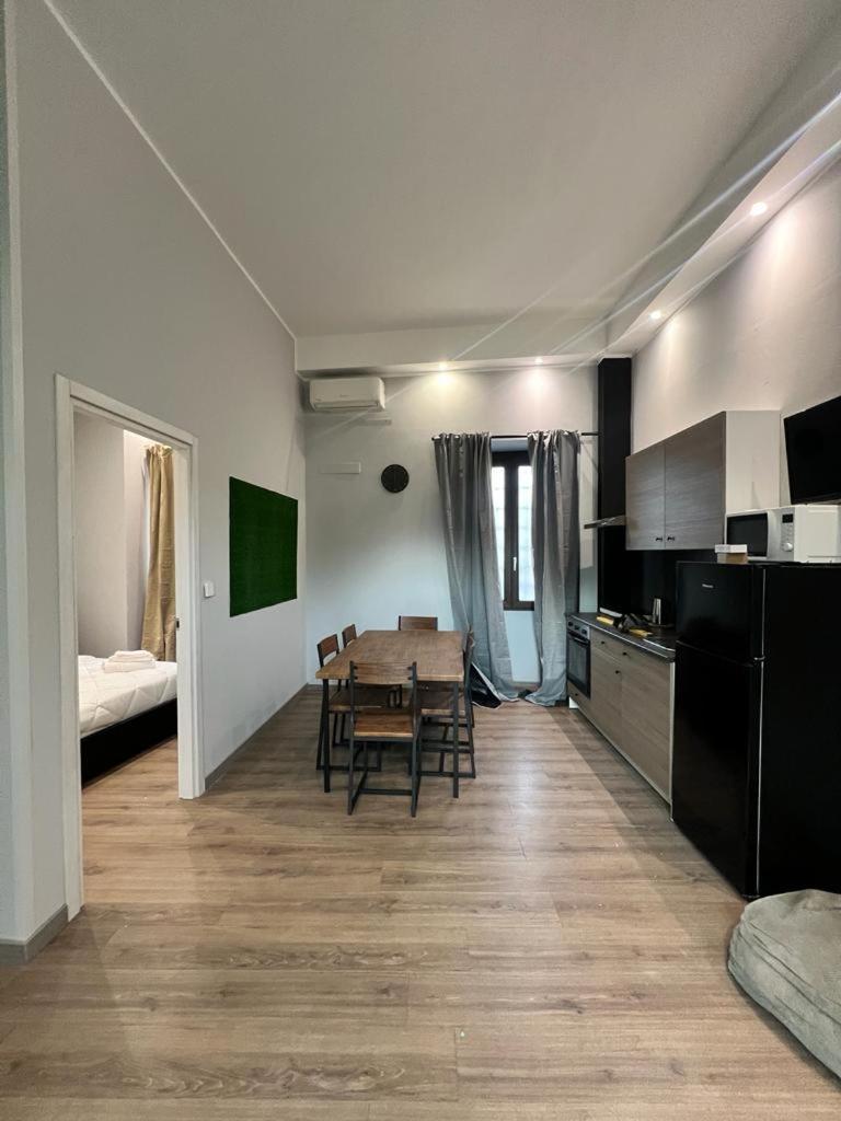 Regis 2 Appartamenti Resort Centro Storico 基瓦索 外观 照片
